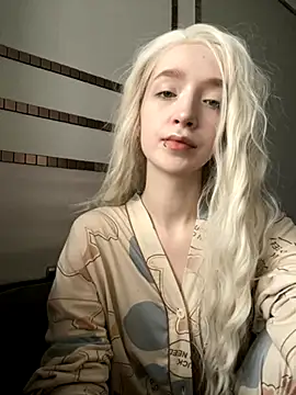 MelissaReis online show from 10.25.25