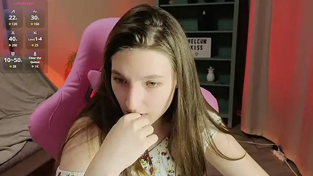 Mia Myles online show from 11.11.25