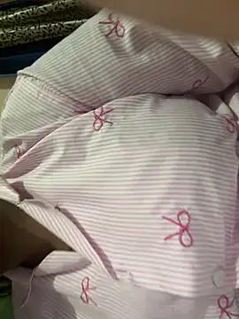 Snapshot of sexyriya____ chatting on 10.25.25 sexyriya     online show from 10.25.25