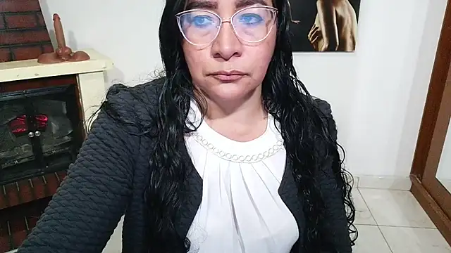 Grace mature milf online show from 12.18.25