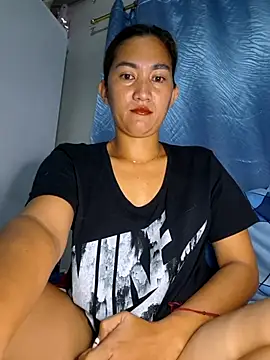 Snapshot of lustlushlady6 chatting on 10.05.25 lustlushlady6 online show from 10.05.25