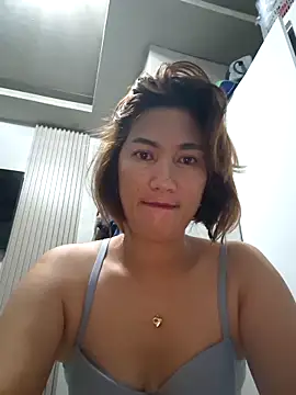 Snapshot of lustlushlady6 chatting on 10.19.25 lustlushlady6 online show from 10.19.25