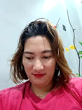 Snapshot of lustlushlady6 chatting on 11.28.25 lustlushlady6 online show from 11.28.25