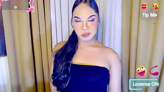 Snapshot of Dream_Mistress chatting on 10.12.25 Dream Mistress online show from 10.12.25