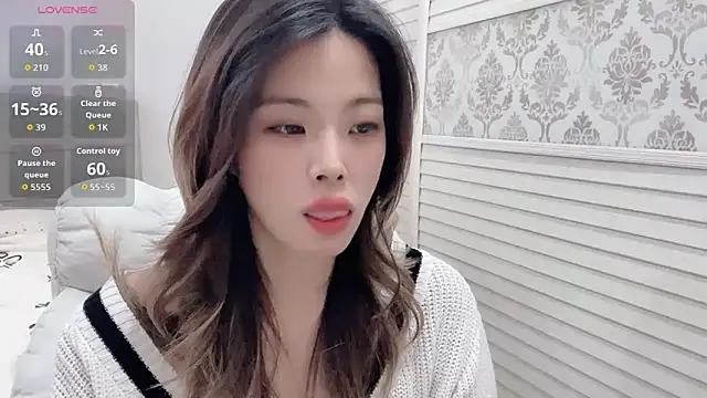 Holiland online show from 11.12.25