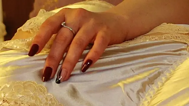 TanyaJade888 online show from 10.21.25