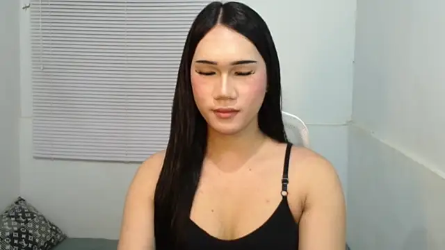 Snapshot of Leighs_Celine chatting on 02.28.26 Leighs Celine online show from 02.28.26