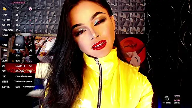 Snapshot of Asiansignificantxx chatting on 10.24.25 Asiansignificantxx online show from 10.24.25