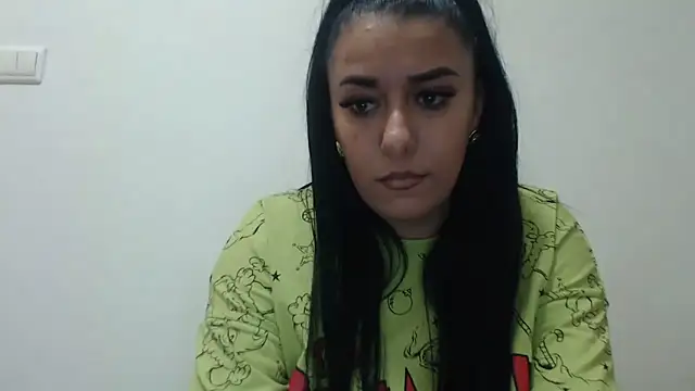 Snapshot of Maryem637048 chatting on 10.19.25 Maryem637048 online show from 10.19.25