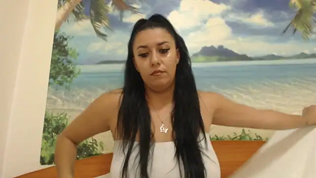 Snapshot of Maryem637048 chatting on 10.22.25 Maryem637048 online show from 10.22.25