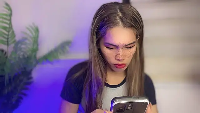 Snapshot of serpenthena_goddess chatting on 10.27.25 serpenthena goddess online show from 10.27.25