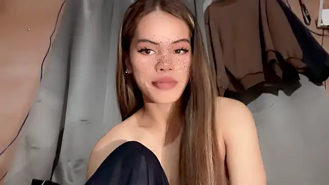 Snapshot of serpenthena_goddess chatting on 11.02.25 serpenthena goddess online show from 11.02.25