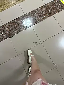 Meii-meyy online show from 12.13.25