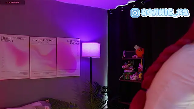 Snapshot of Sonnie_mami chatting on 09.21.25 Sonnie mami online show from 09.21.25