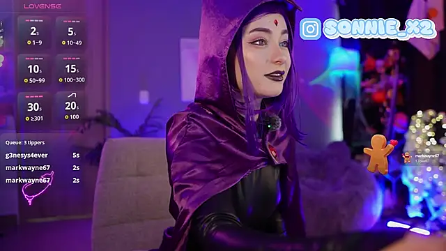 Snapshot of Sonnie_mami chatting on 10.13.25 Sonnie mami online show from 10.13.25