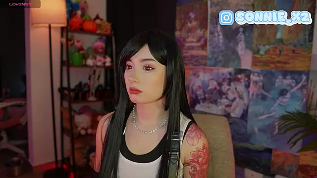 Snapshot of Sonnie_mami chatting on 11.19.25 Sonnie mami online show from 11.19.25