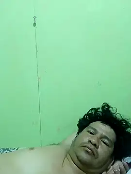 Snapshot of 3-11A chatting on 10.31.25 3-11A online show from 10.31.25