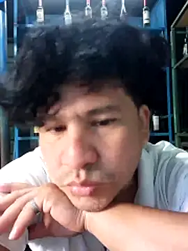 Snapshot of 3-11A chatting on 12.17.25 3-11A online show from 12.17.25