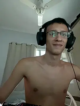 Snapshot of safadezanunes2 chatting on 12.02.25 safadezanunes2 online show from 12.02.25