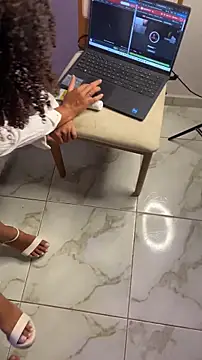 GoddessFreeIvy online show from 12.20.25