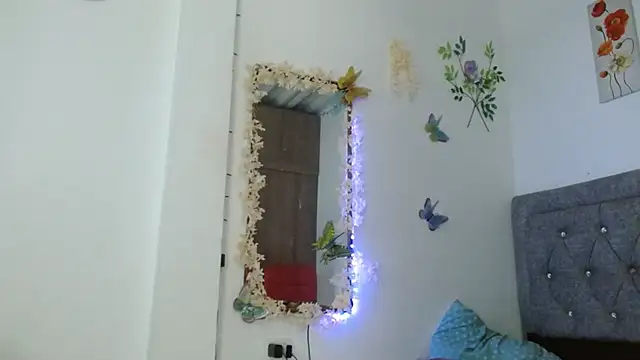 Snapshot of Meriilyn_Monroe724 chatting on 11.21.25 Meriilyn Monroe724 online show from 11.21.25