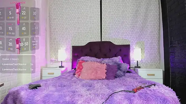 Zamara Kleii online show from 12.15.25