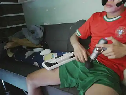 boyhigh1997 online show from 11.05.25