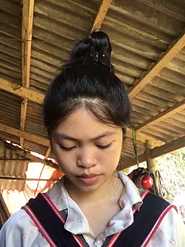 Thy00   online show from 10.09.25