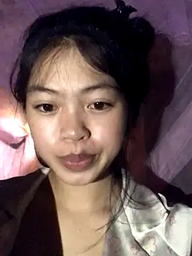 Thy00   online show from 10.12.25