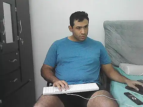morenocabro10 online show from 04.23.26
