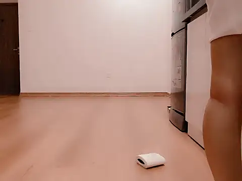 Tea Mei online show from 10.12.25