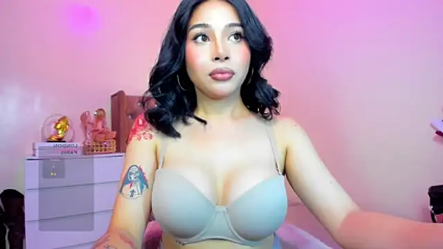 LauraLoove online show from 02.28.26