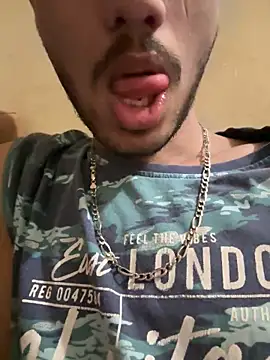 Snapshot of hoegupta chatting on 10.02.25 hoegupta online show from 10.02.25