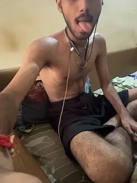 Snapshot of hoegupta chatting on 11.27.25 hoegupta online show from 11.27.25