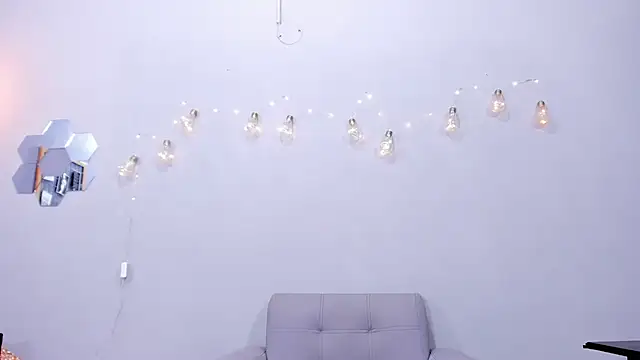 alianim online show from 12.16.25