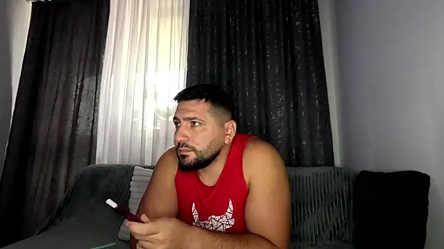 Snapshot of Gold_Alpha_Boy chatting on 09.17.25 Gold Alpha Boy online show from 09.17.25