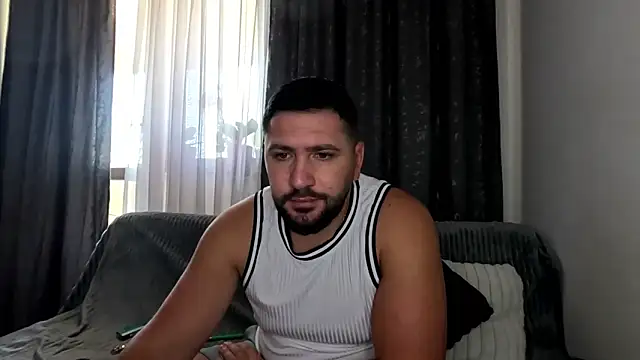 Snapshot of Gold_Alpha_Boy chatting on 09.27.25 Gold Alpha Boy online show from 09.27.25