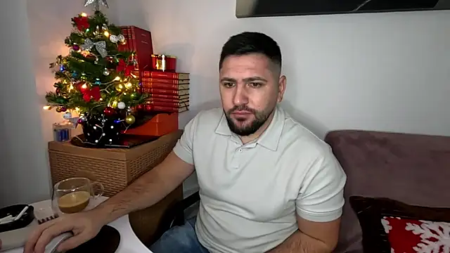 Gold Alpha Boy online show from 12.04.25