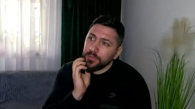 Gold Alpha Boy online show from 03.18.26