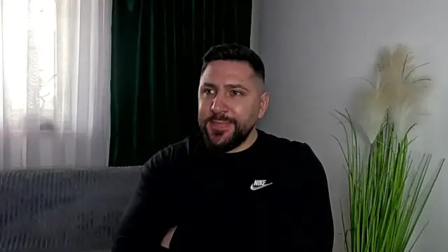 Gold Alpha Boy online show from 03.19.26