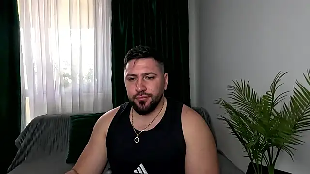 Snapshot of Gold_Alpha_Boy chatting on 05.01.26 Gold Alpha Boy online show from 05.01.26