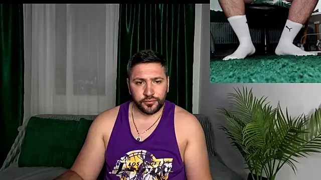 Snapshot of Gold_Alpha_Boy chatting on 06.01.26 Gold Alpha Boy online show from 06.01.26