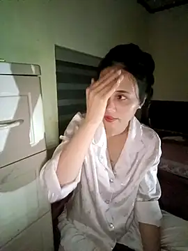 Snapshot of Jun-Mzzz chatting on 09.27.25 Jun-Mzzz online show from 09.27.25