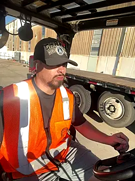 PuttieIn online show from 09.26.25