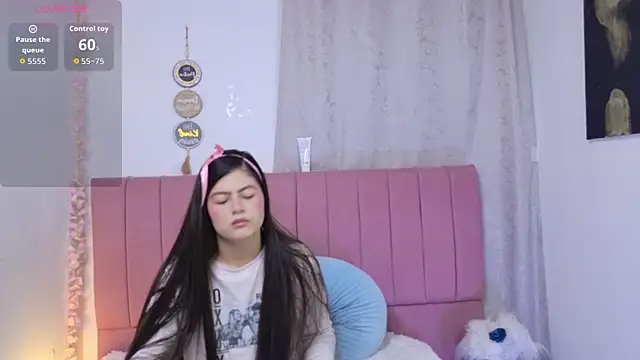 Snapshot of sukilove18 chatting on 01.08.26 sukilove18 online show from 01.08.26