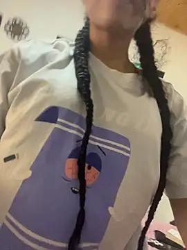 Snapshot of kitty_aikooo chatting on 11.16.25 kitty aikooo online show from 11.16.25