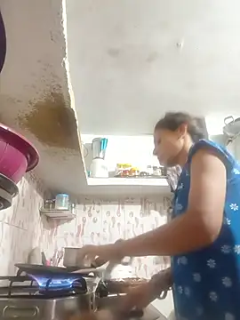 ISHANI-SINGH online show from 07.04.26