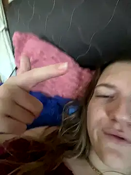 Snapshot of SafadaJS chatting on 11.19.25 SafadaJS online show from 11.19.25