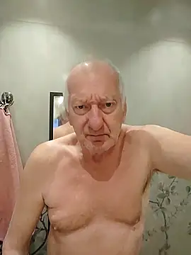 Snapshot of Solek56 chatting on 11.24.25 Solek56 online show from 11.24.25