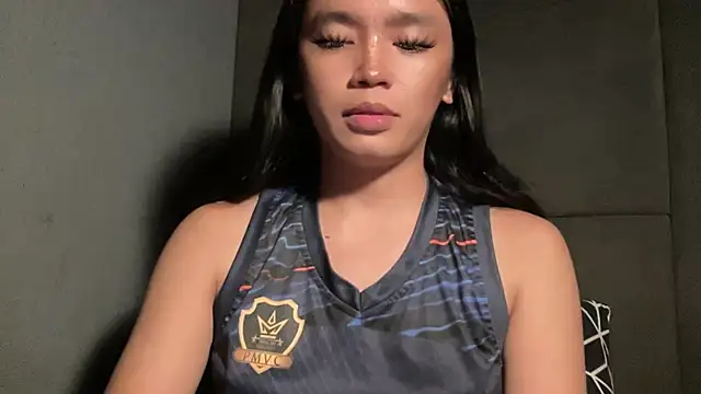 Claudia Johnson online show from 10.27.25